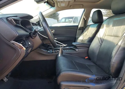 2018 Toyota Avalon Hybrid z USA, uszkodzony, nr VIN 4T1BD1EBXJU064405